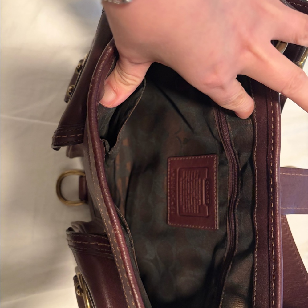 Coach Shoulder Bag in Deep Wine Leather with Brass Hardware - Picture 4 of 10